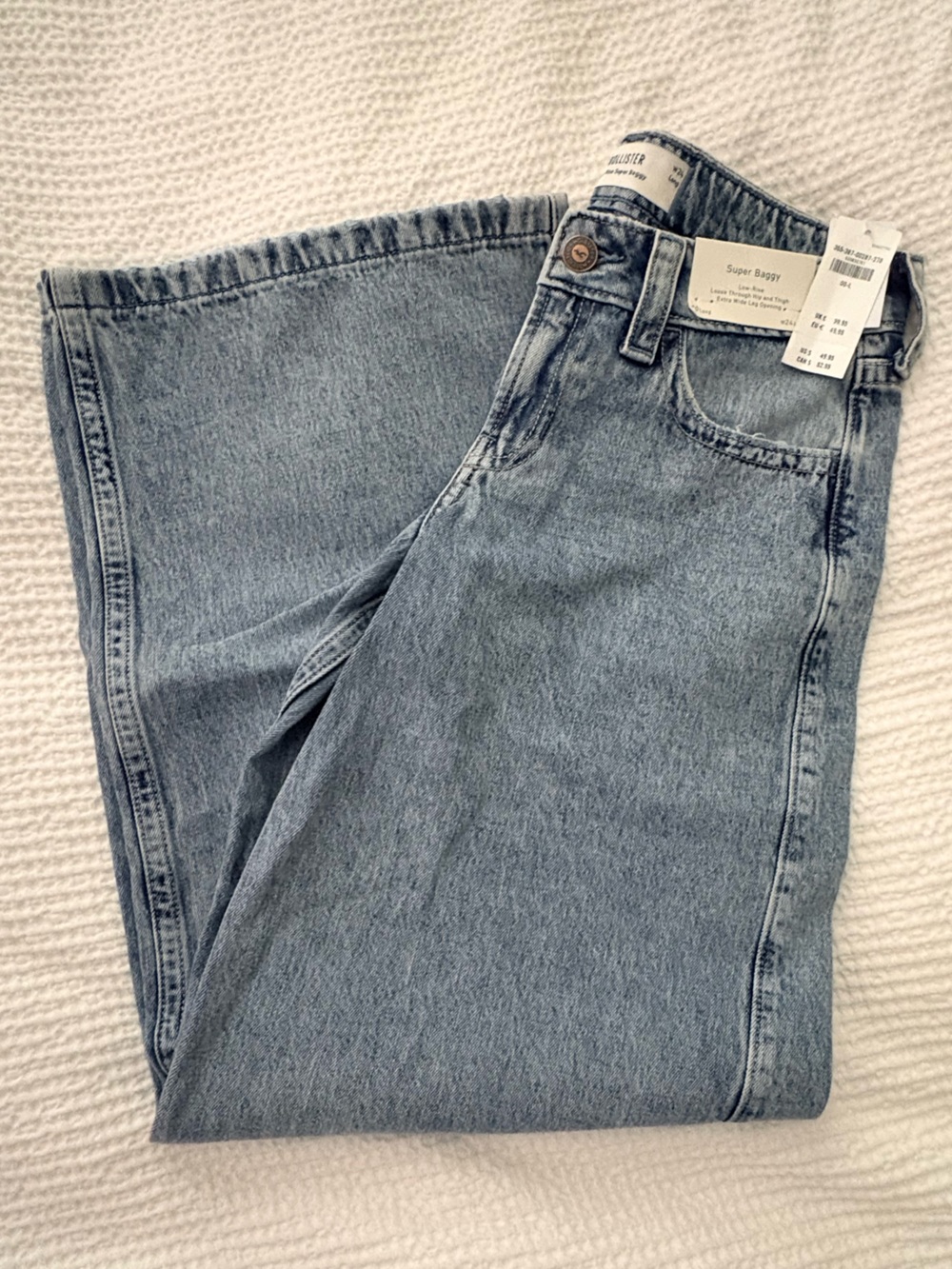 Hollister Super Baggy jeans NWT w 24 long, 00L